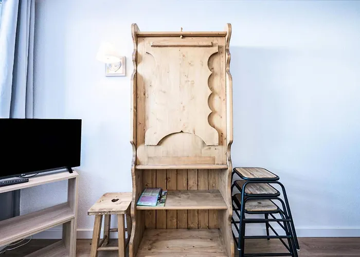 Zenith - Galerie Zenith E134 - Le Paquebot Des Neiges Mae-0303 La Plagne-Tarentaise